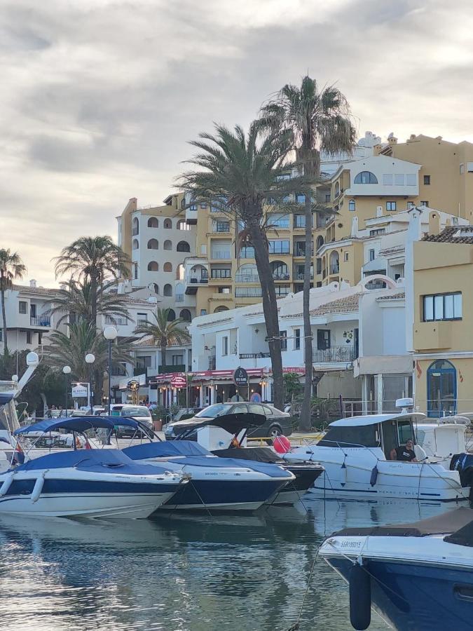 Charming 2 Bed Apartment Next To Cabopino Beach, Spain Marbella Dış mekan fotoğraf