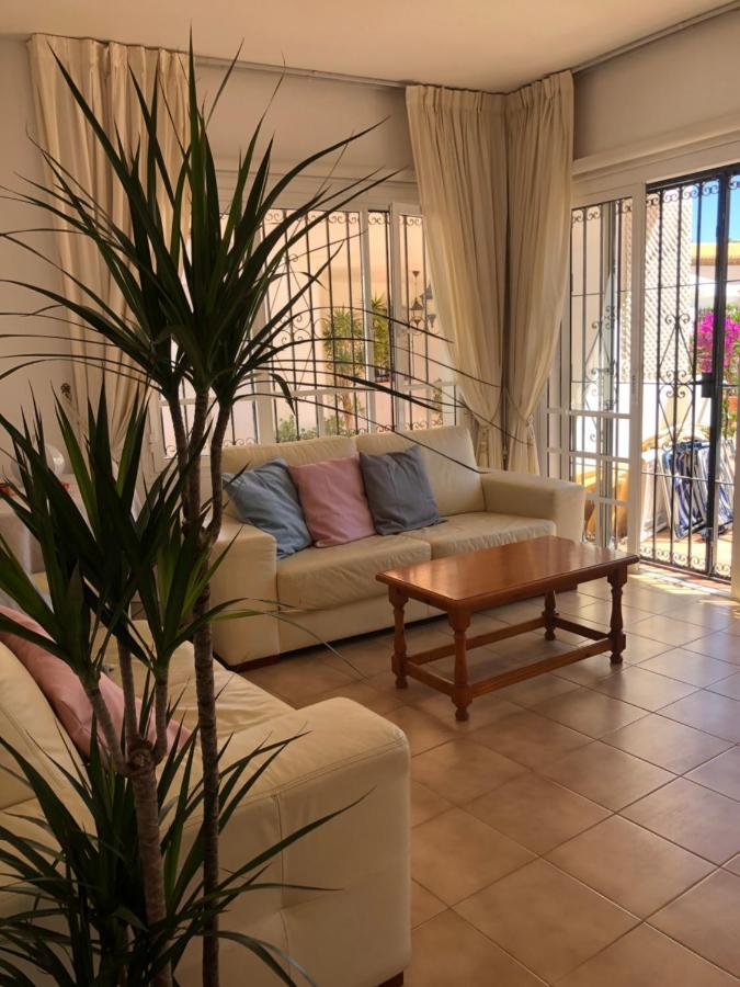 Charming 2 Bed Apartment Next To Cabopino Beach, Spain Marbella Dış mekan fotoğraf